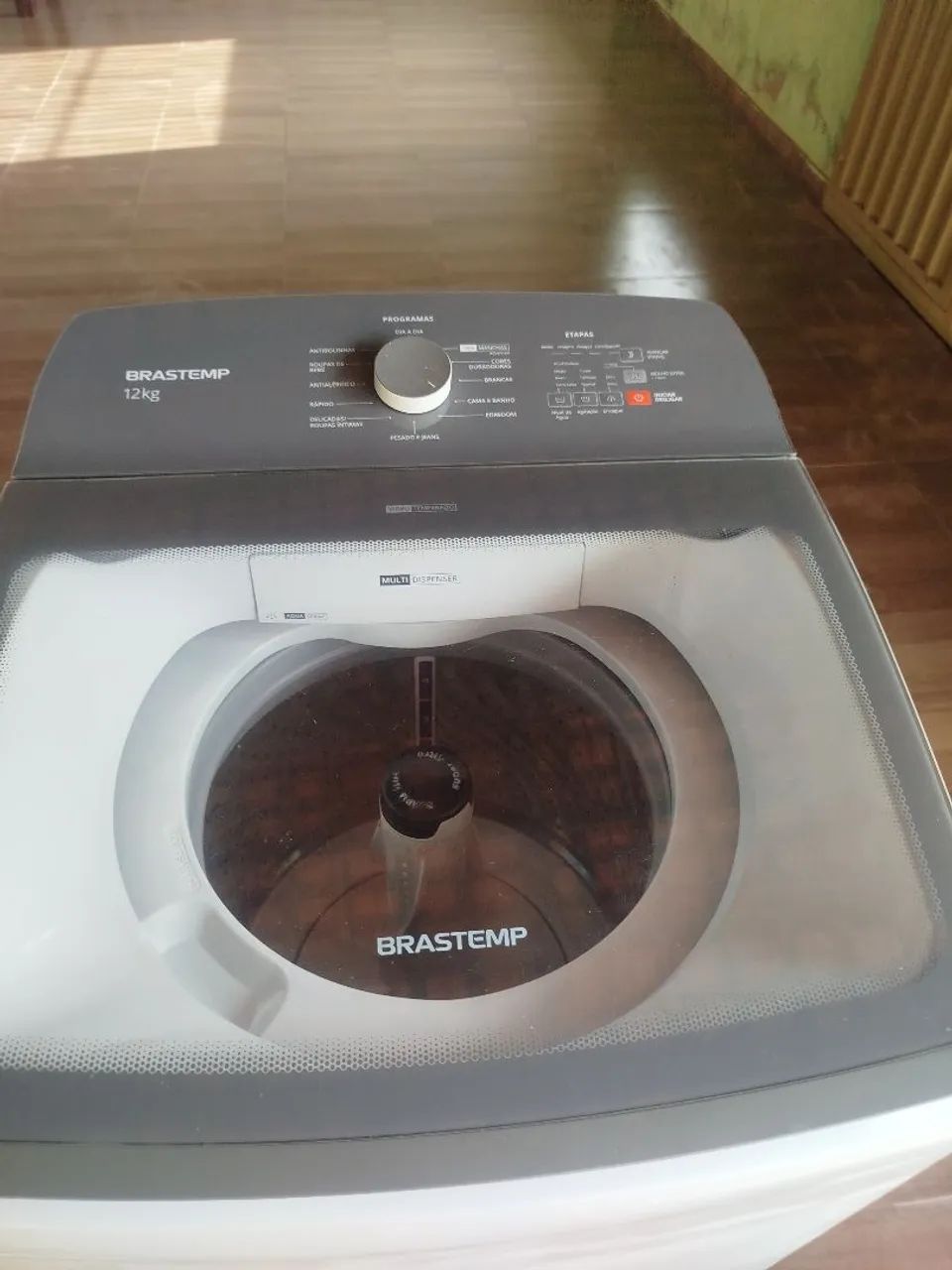 Vendo uma máquina de lavar roupa Brastemp 12 kg semi nova  - Foto 3