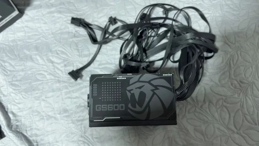 Fonte Gamemax GS600 600w - 80 Plus White - Foto 4