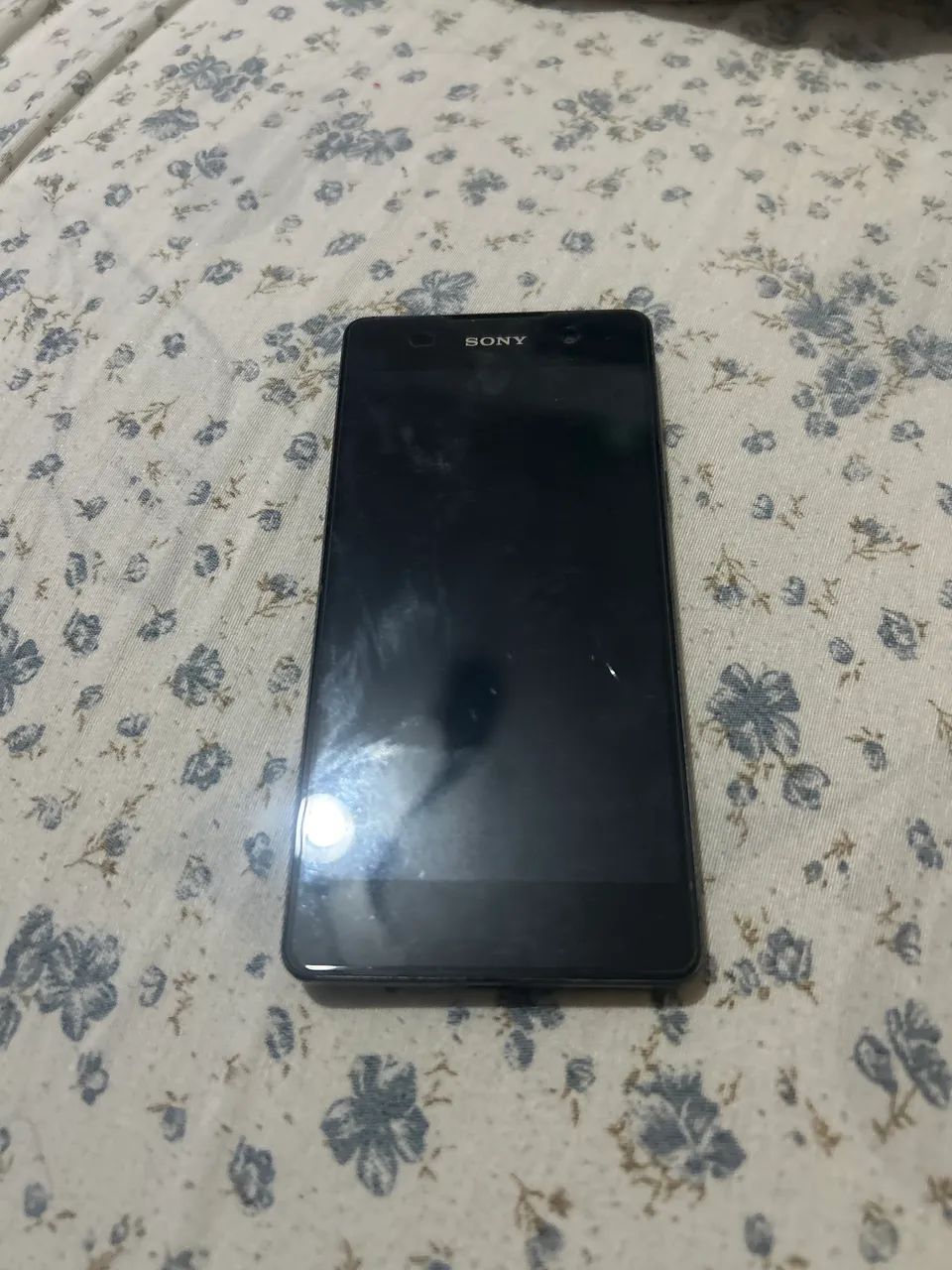 Vende um celular não ligando 