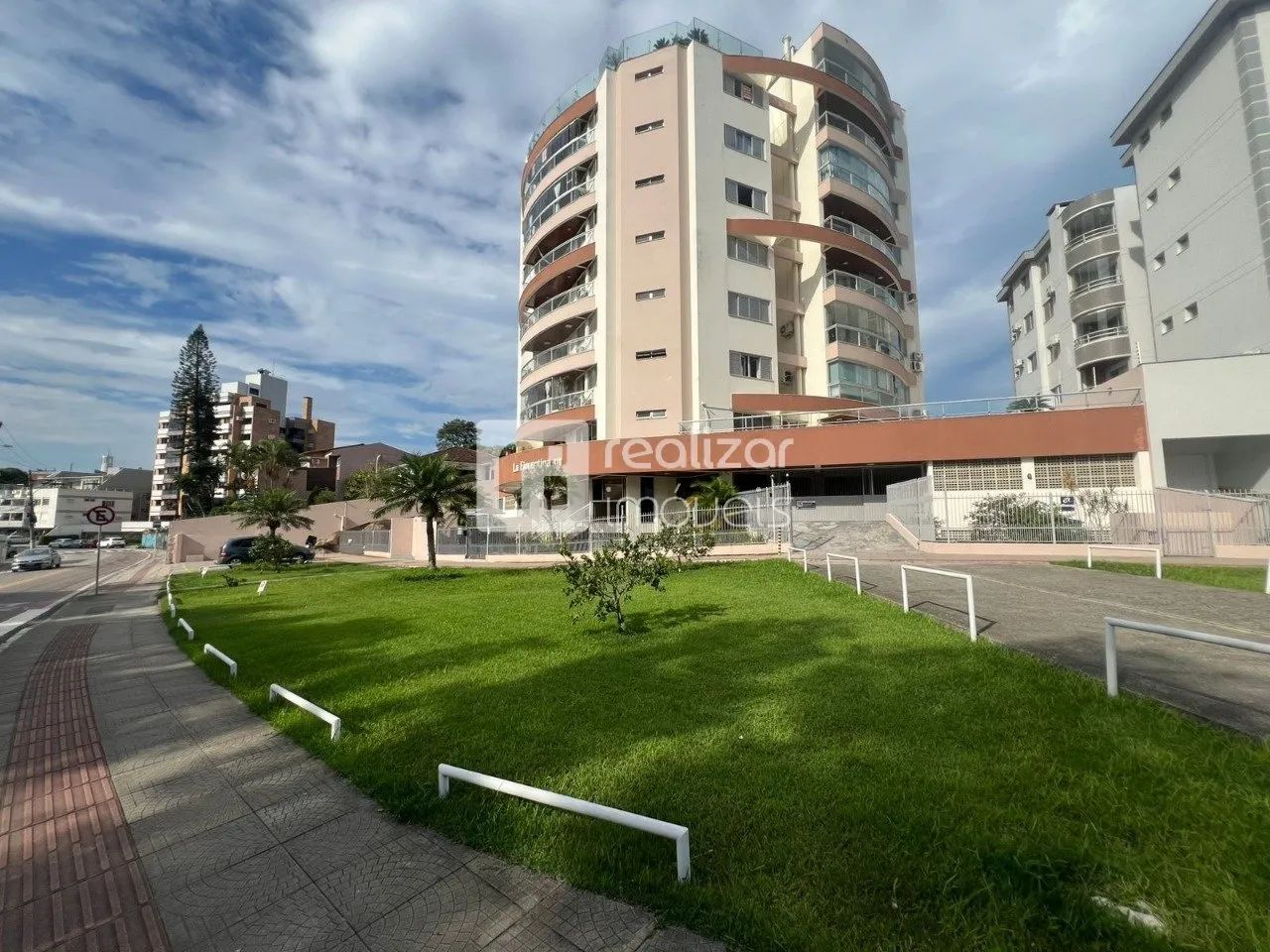 Apartamento 3 quartos no bairro Abraão em Florianópolis - Foto 2