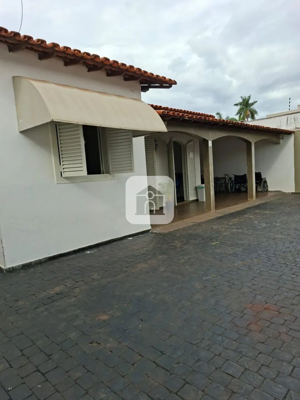 Casa Comercial Para Venda No Bairro Osvaldo Rezende