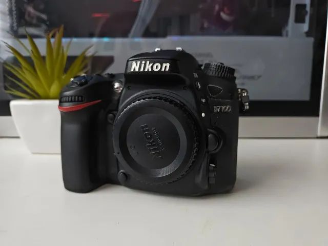 Nikon D7100