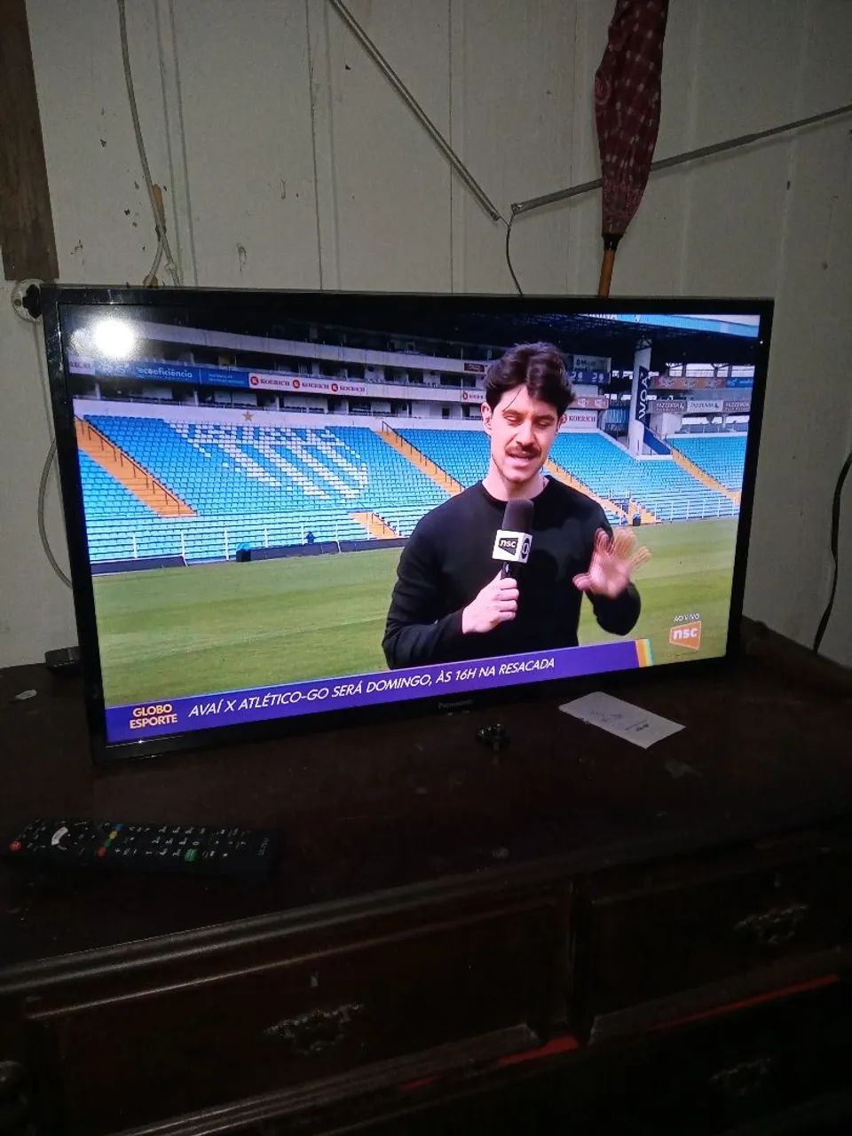 Tv LED Panasonic 32 polegadas nova