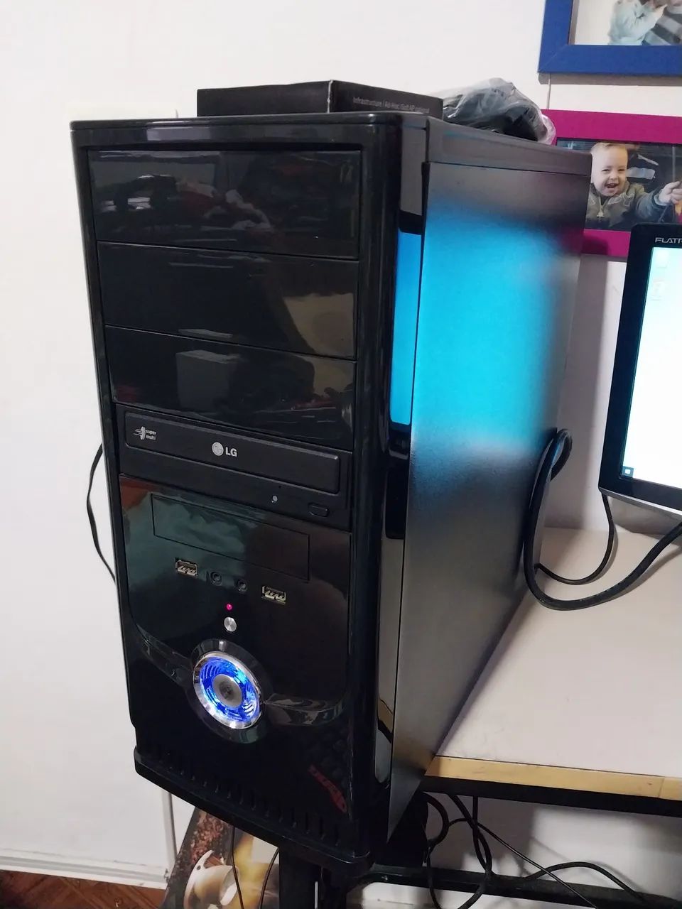 CPU grande muito bonita com Windows 10 - 4gb de ram e wi-fi  - Foto 3