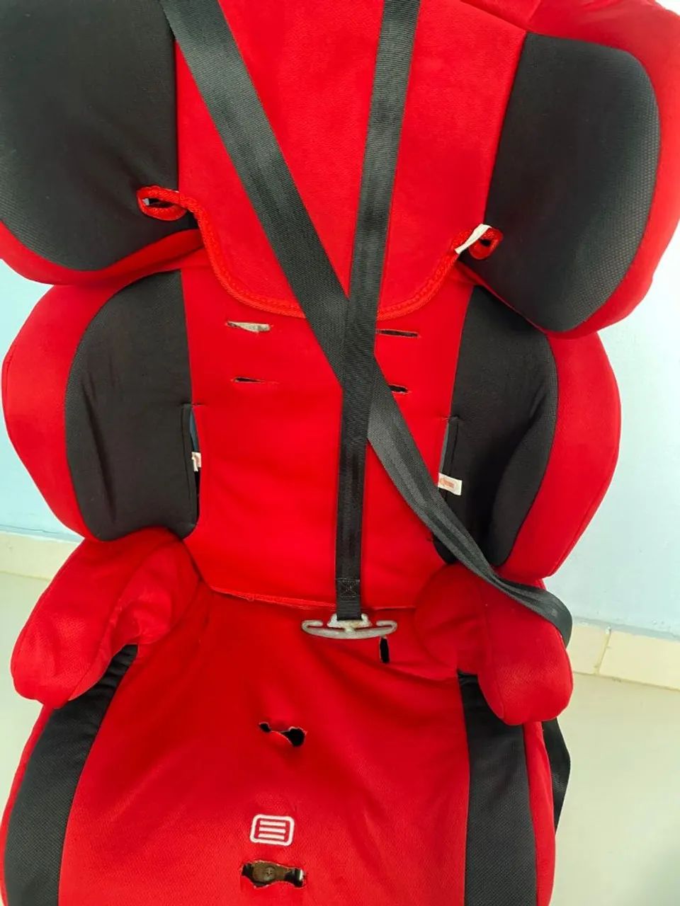 Cadeirinha com acento infantil 