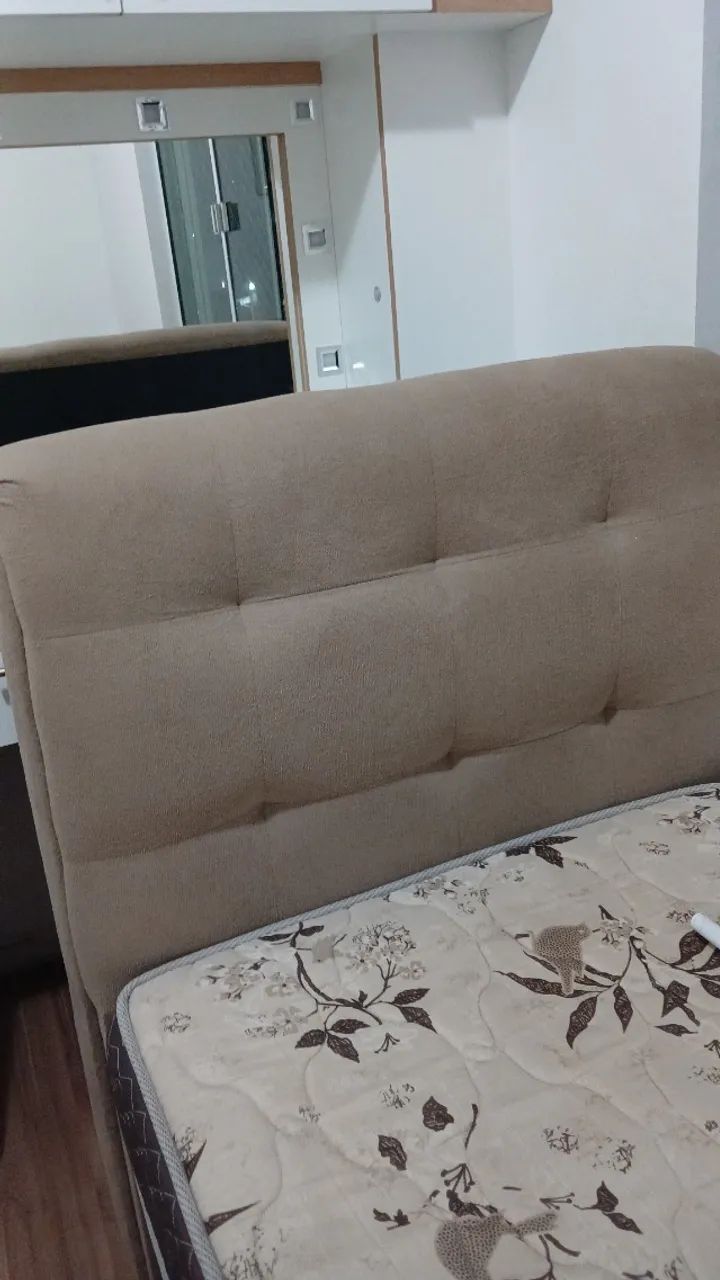 Cabeceira de cama de solteiro
