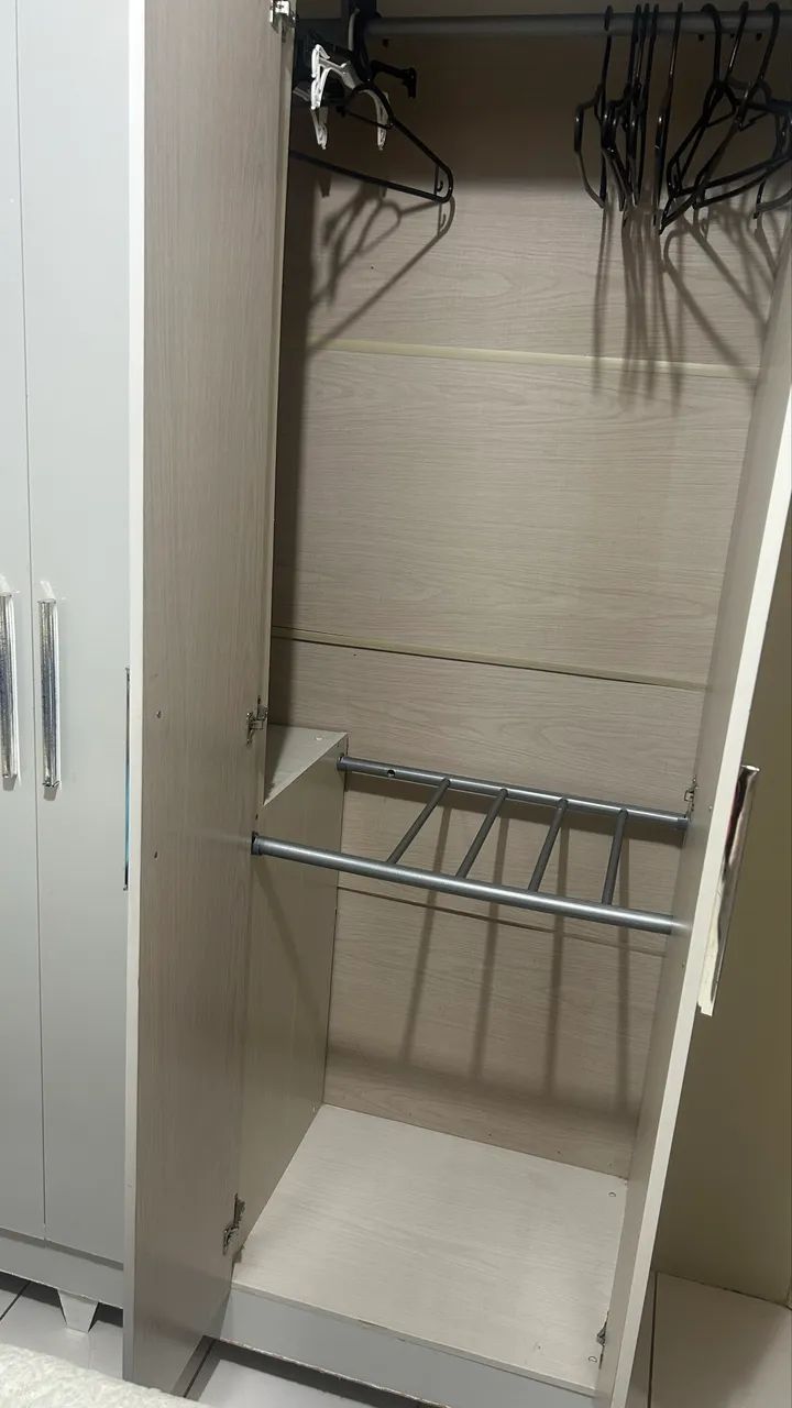 Guarda-roupa 6 portas Branco  - Foto 4