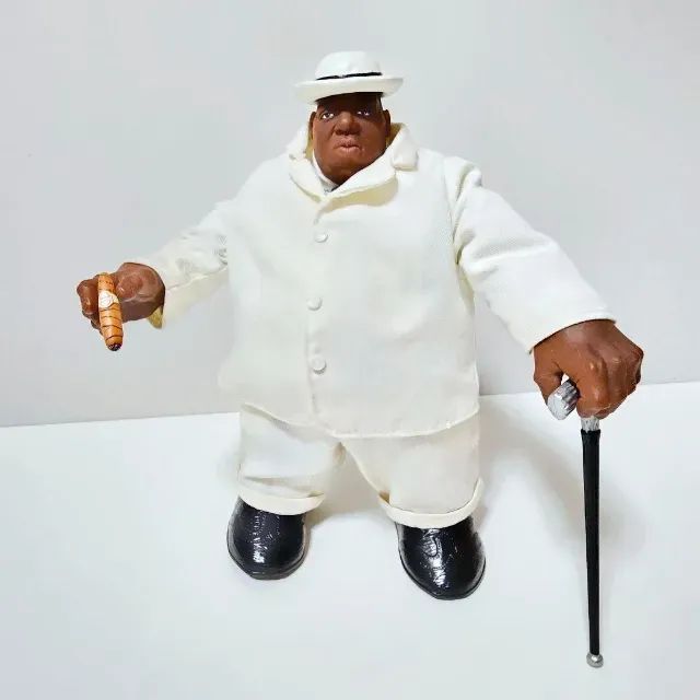 Mezco The Notorious B.I.G. 9インチ フィギュア Notorious BIG Mezco Toy - Hobbies e coleções - Guará II, Brasília