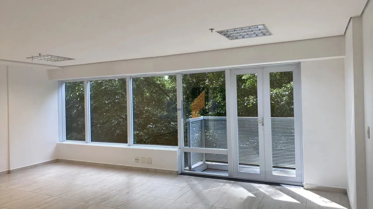 SALA COMERCIAL PARA LOCAÇÃO EM ALPHAVILLE INDUSTRIAL COM 57M² - Foto 3