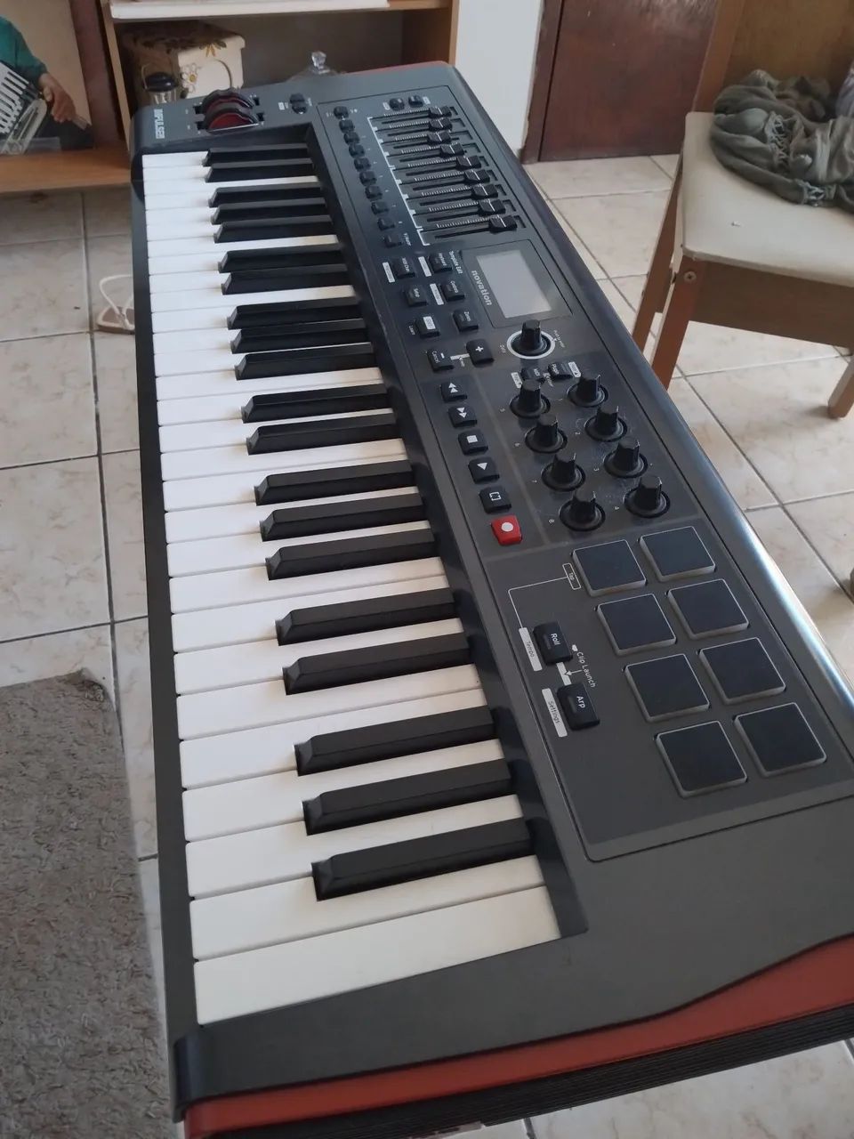Teclado Novation Impulse 49 - Foto 3