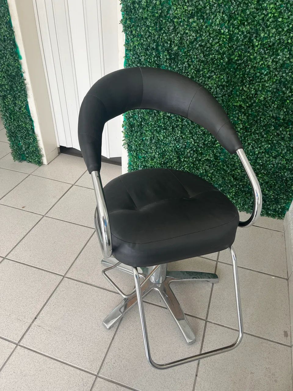 Cadeira hidráulica/ de salão  - Foto 3