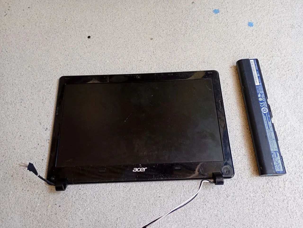 Tela notebook Acer 11,5 polegadas e bateria dele