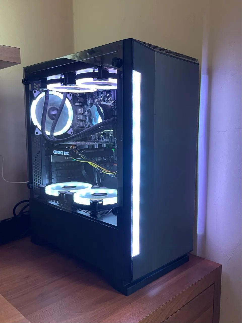 PC Gamer RTX 4060 Ryzen 5 5500