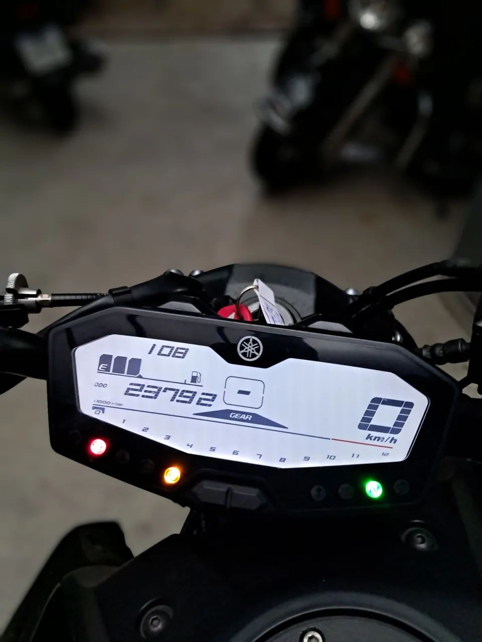 YAMAHA MT-07  - Foto 5