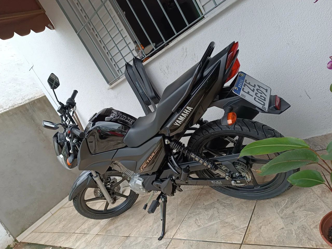 Factor 125i ED Flex Preta