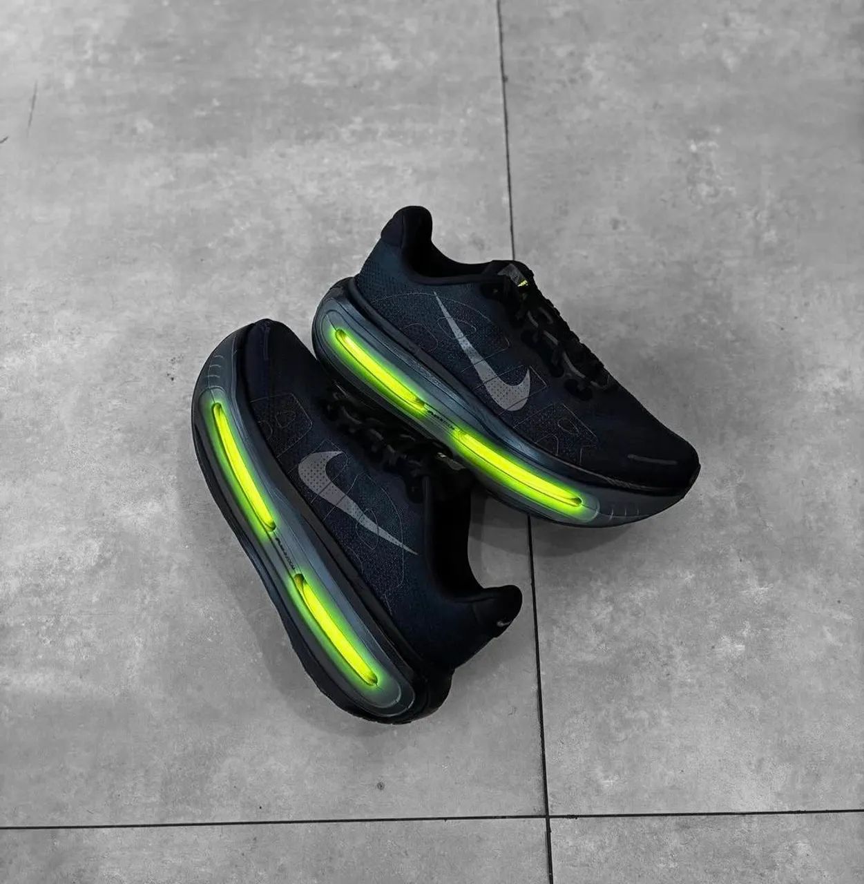 Nike vomero Premium n41 preto - Foto 3