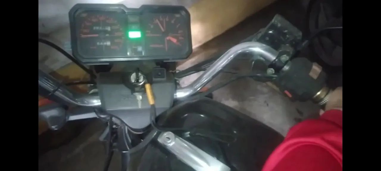 CB 450  - Foto 3