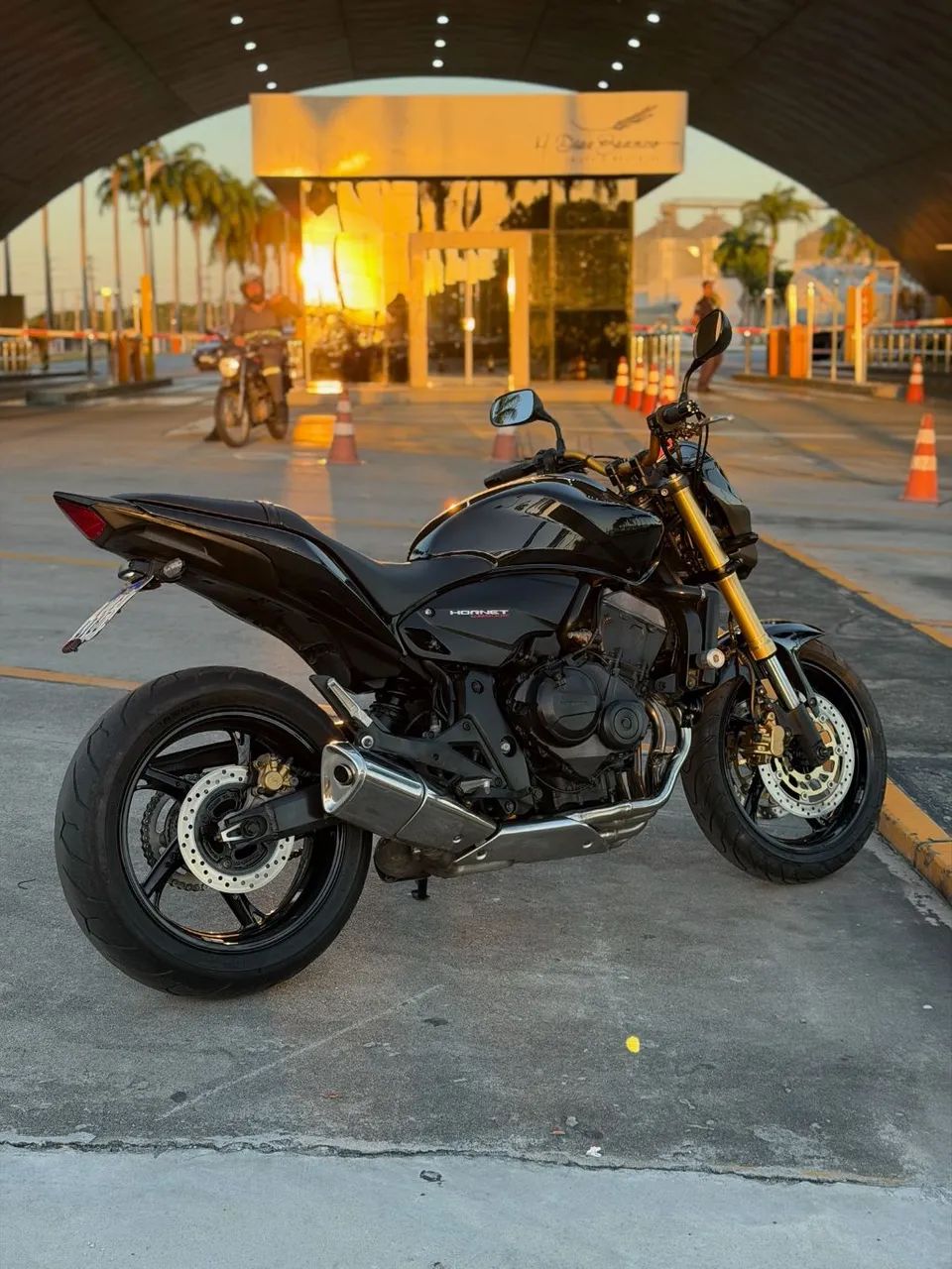 CB 600F HORNET - Foto 2
