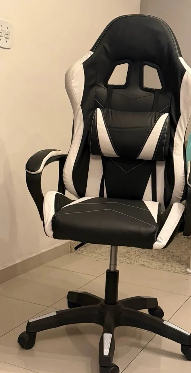 Cadeira gamer de couro  - Foto 3