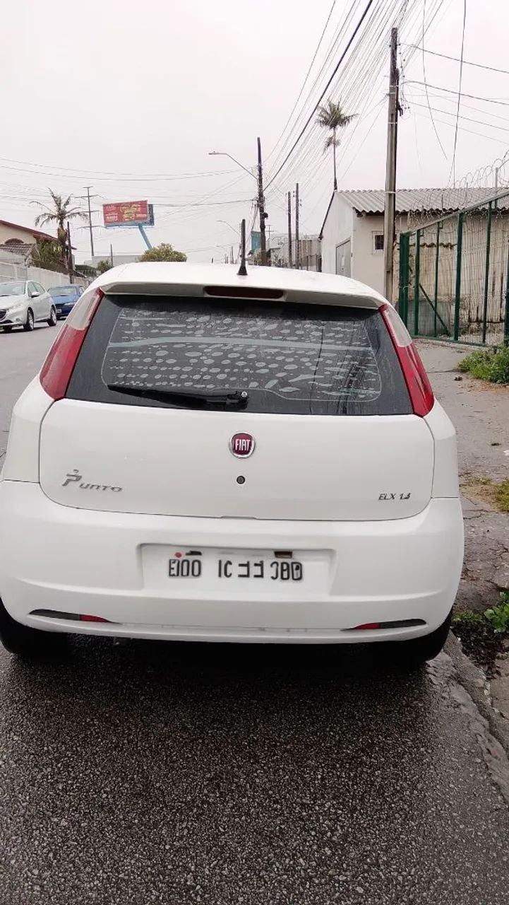 Fiat Punto ELX 1.4 Fire Flex 8V 5P 2010 - Foto 2