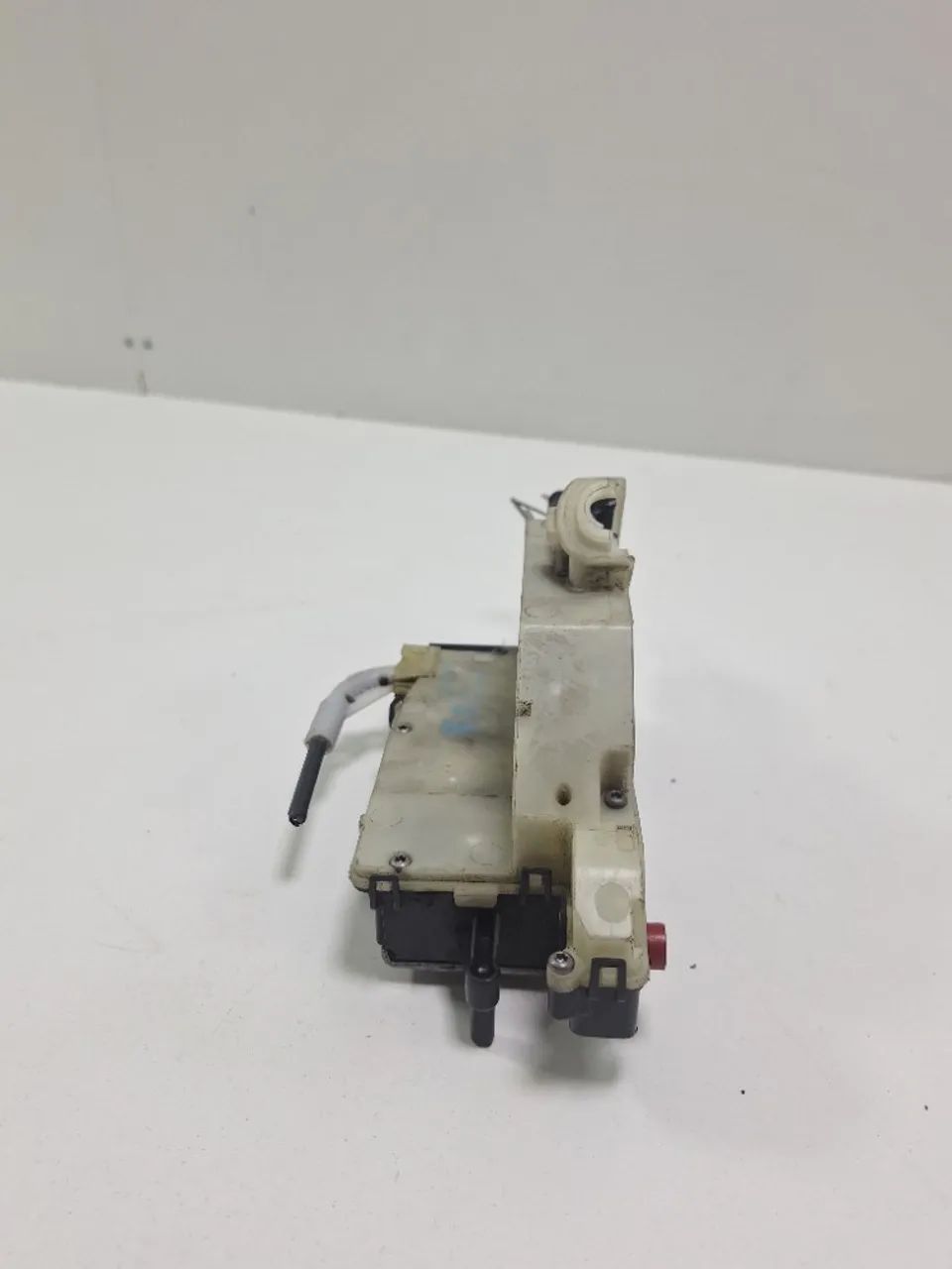ゆう Fechadura Porta Traseira Esquerda Peugeot 208 2013/2019 - Peças