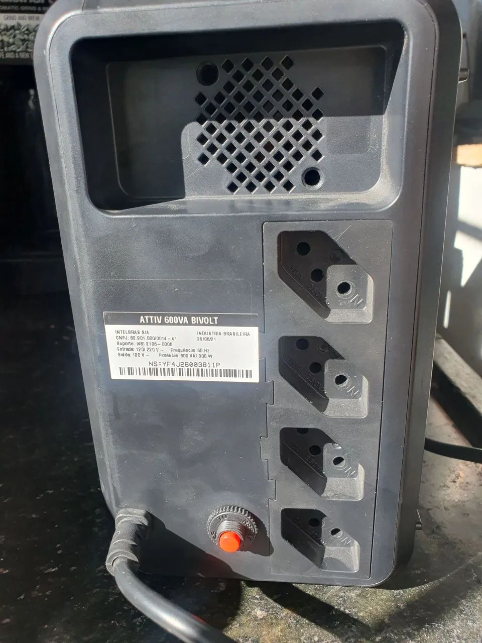 Nobreak intelbras ATTIV 600VA com defeito  - Foto 2