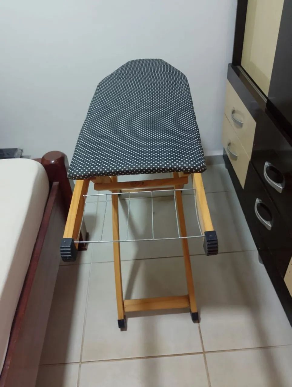 Tábua de passar roupa  - Foto 2