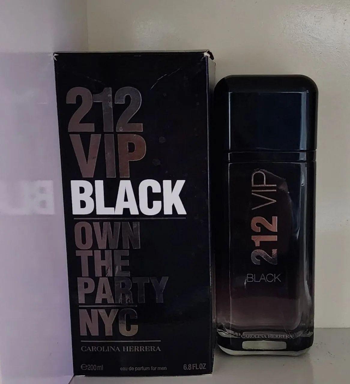 Carolina Herrera - 212 VIP Black - 200 ml