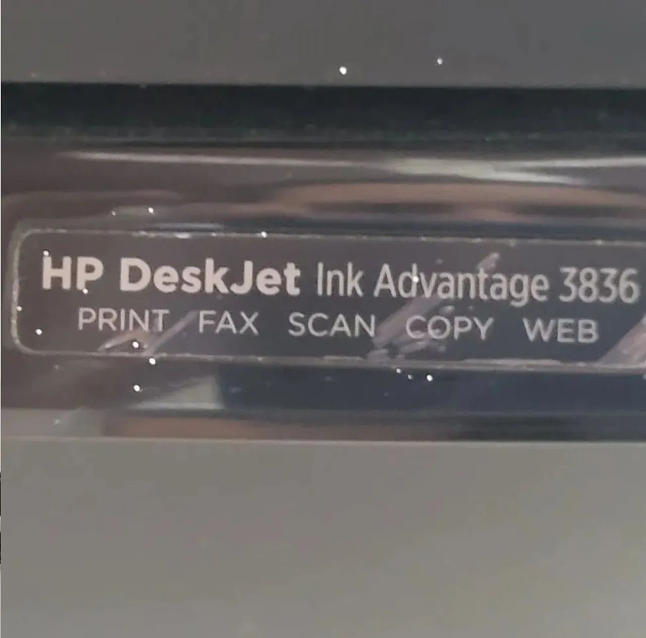 Impressora HP DeskJet Ink Advantage 3836 - Foto 2