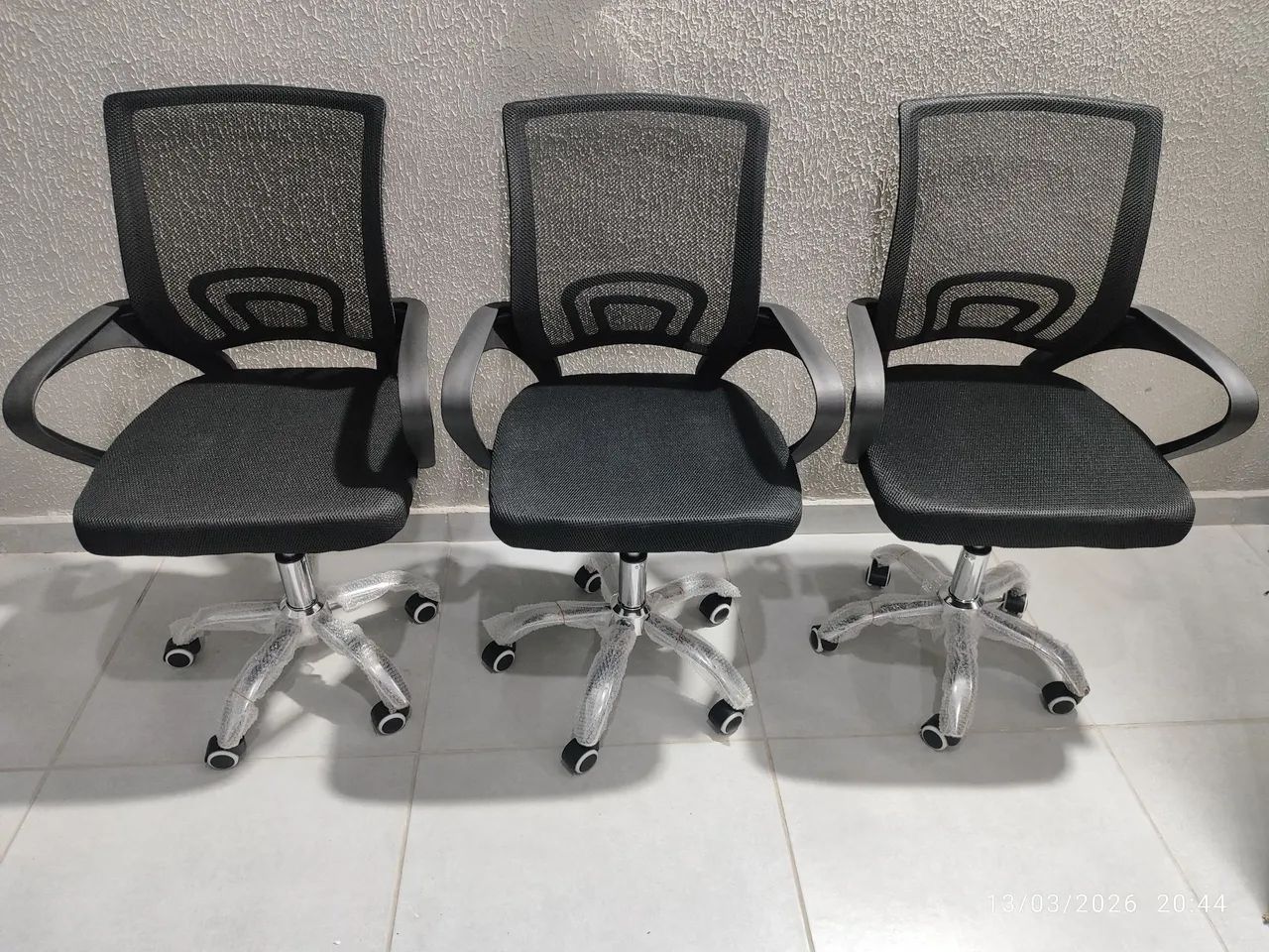 Cadeira de escritório novas 