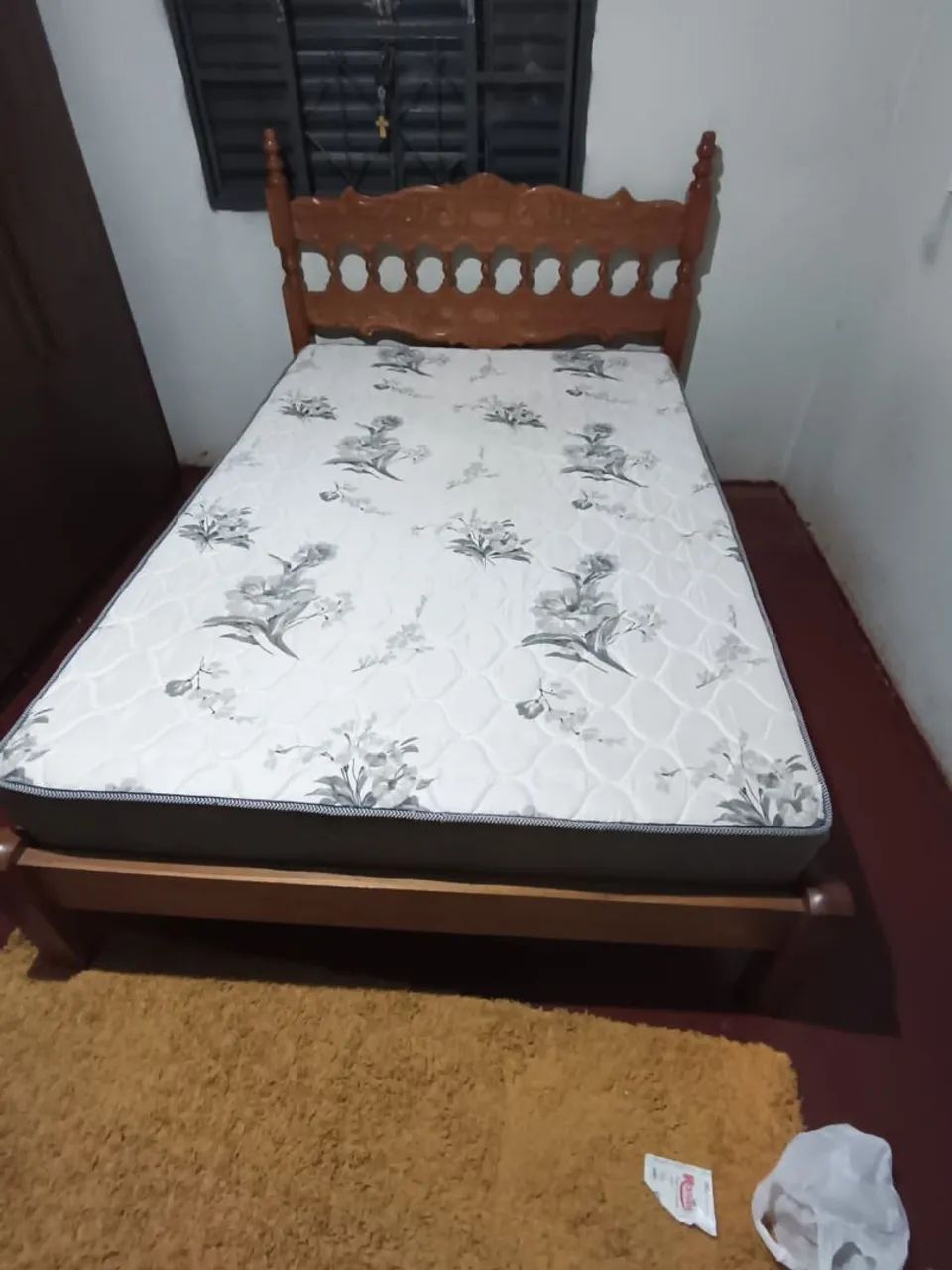 Cama casal cerejeira com colchão 
