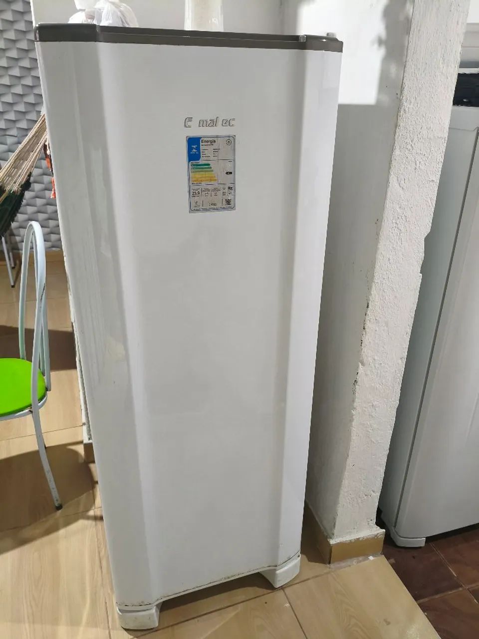 Geladeira esmaltec