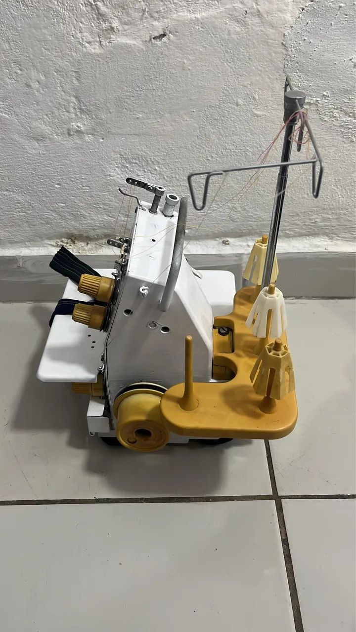 Máquina de costura galoneira  - Foto 4