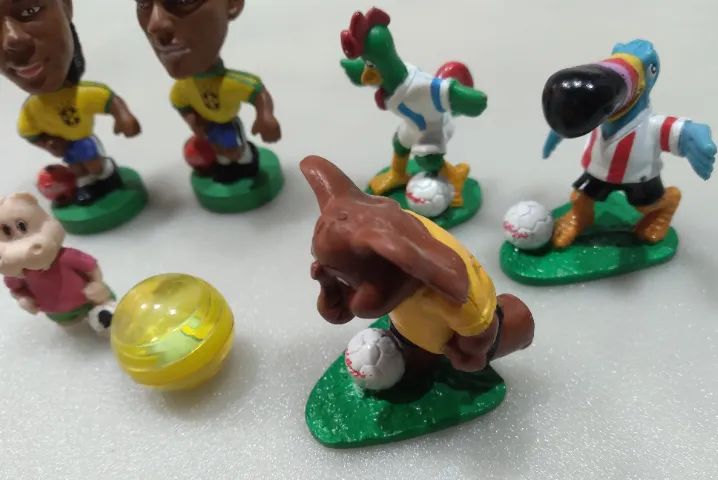 Colecionáveis da Copa do Mundo Minicraques, Kellogs e Hipopó - Foto 3