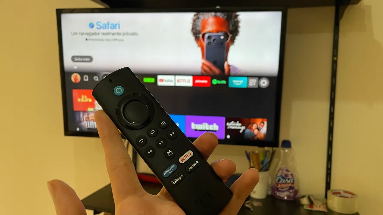 TV 32 Samsung + fire stick + Suporte  - Foto 2