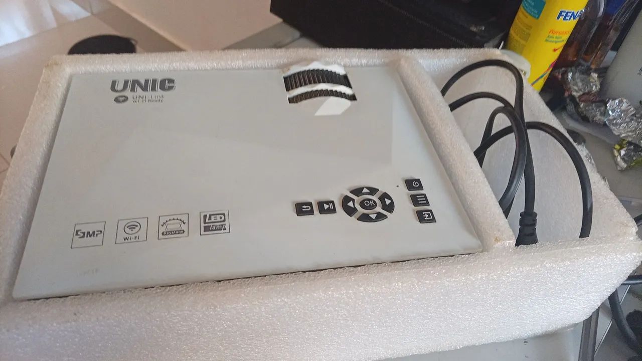 Projetor unic funcionando perfeitamente  - Foto 2