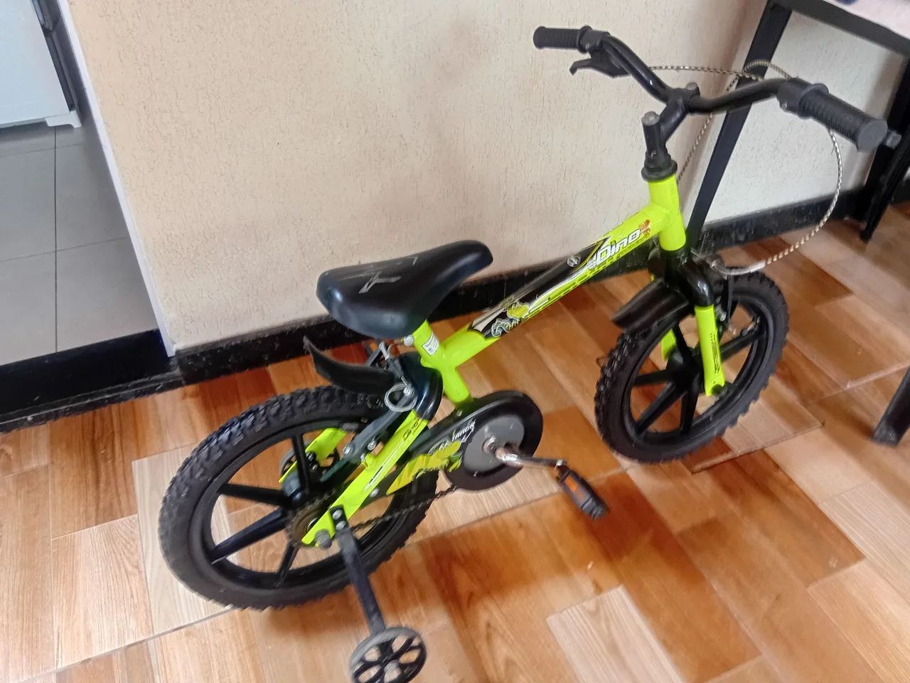 Bicicleta infantil aro 16 - Foto 4