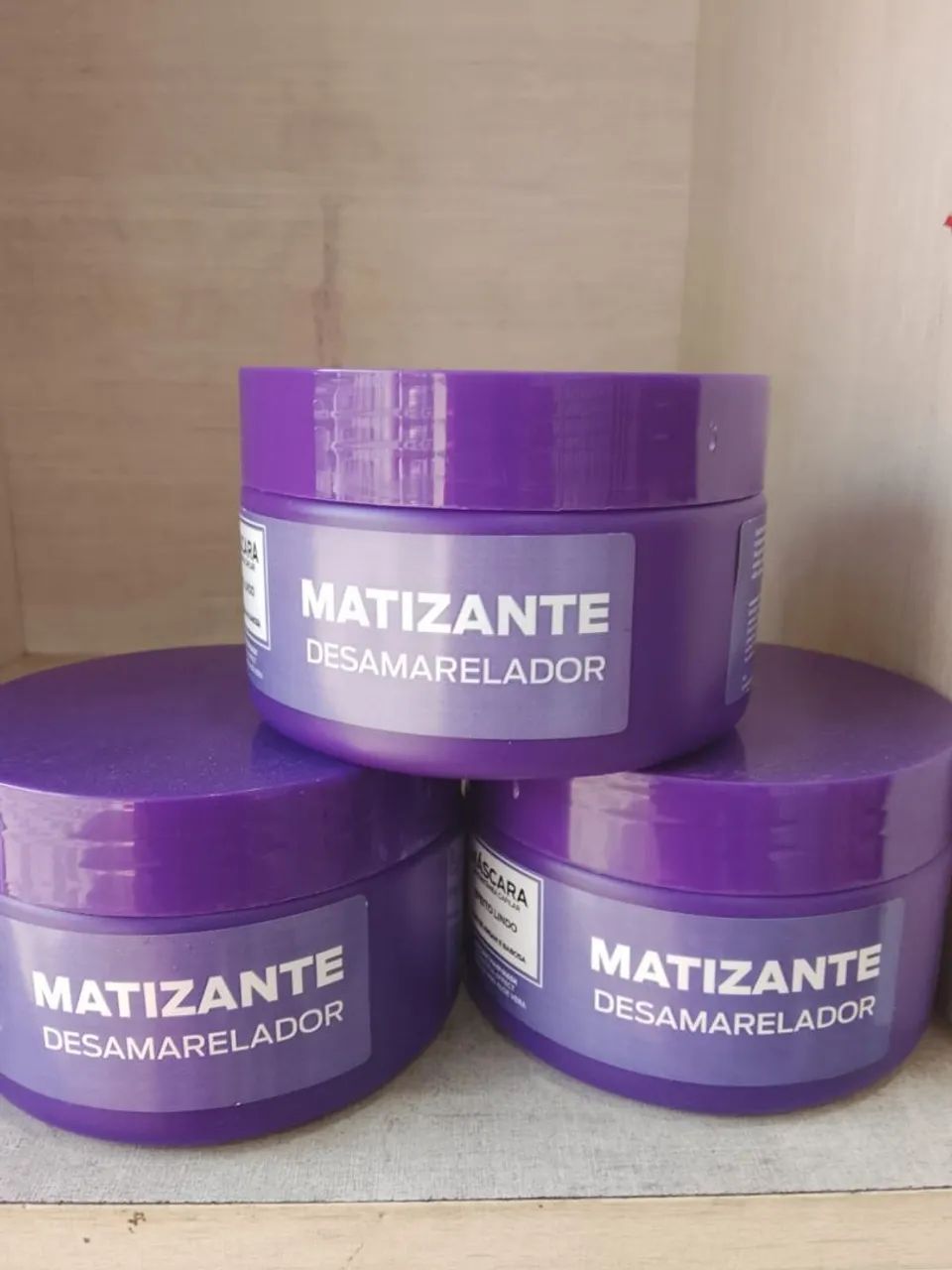 Perfumes cosméticos e produtos de beleza 