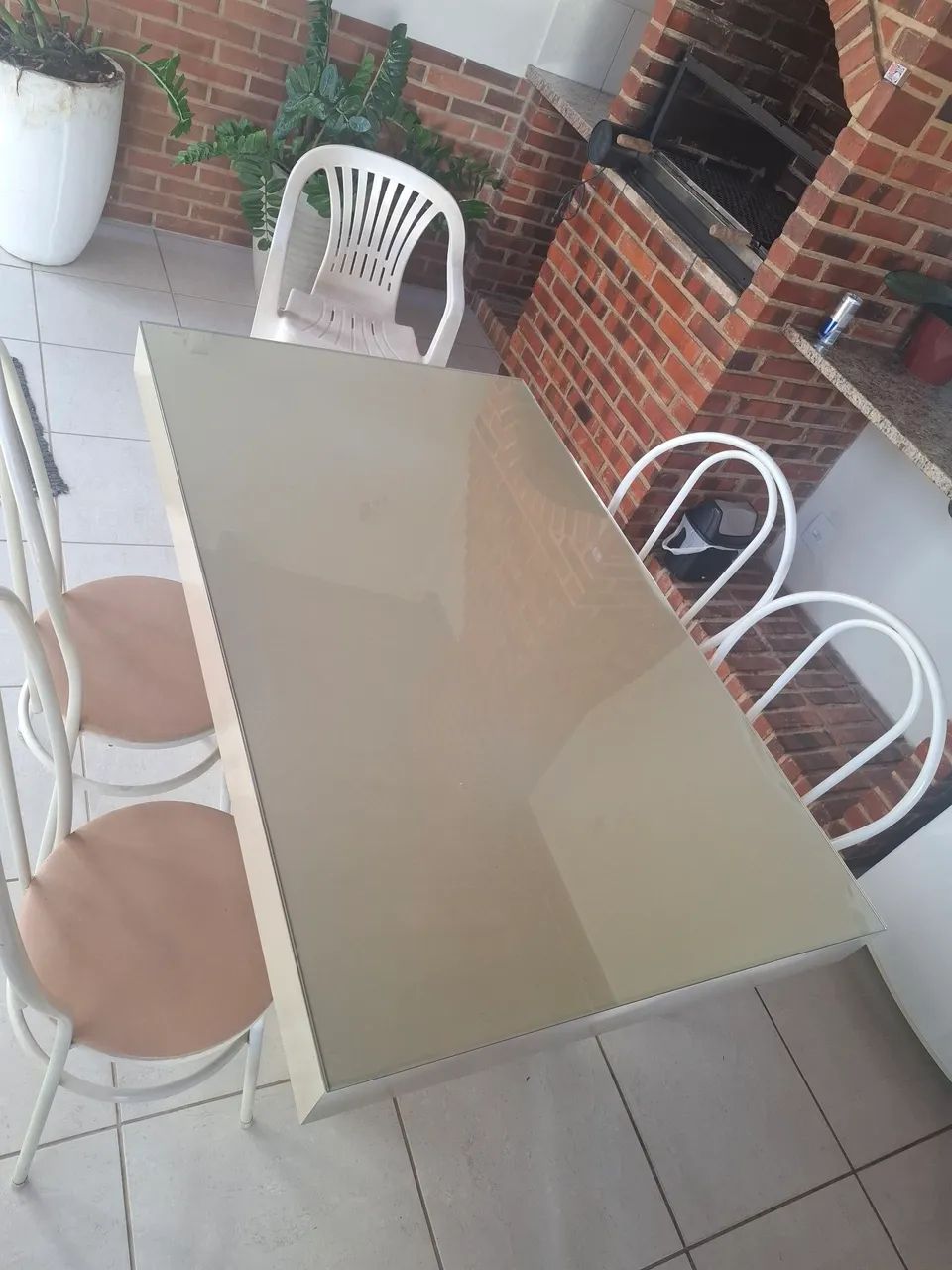 Mesa de jantat com tampo de vidro - Foto 4