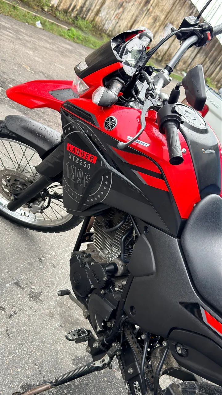 Vendo, troco e financio 