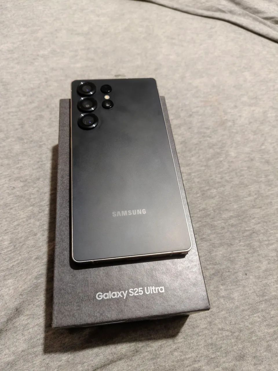 Vendo s25 ultra com nota fiscal 