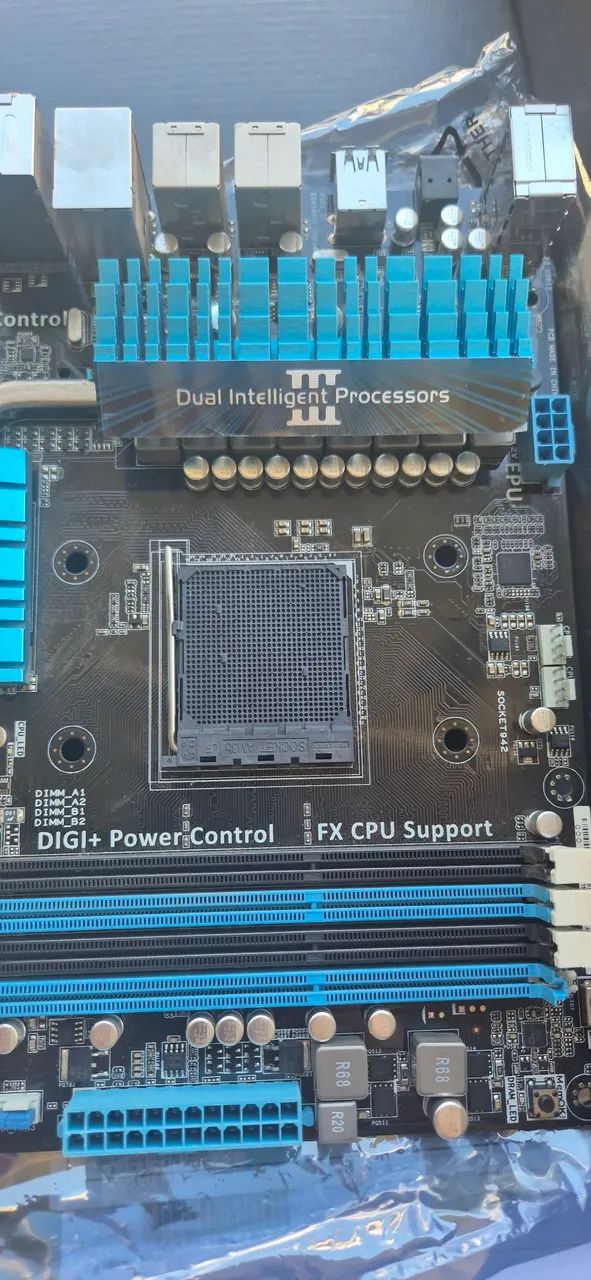  placa-mãe ASUS M5A99X EVO R2.0.  - Foto 5