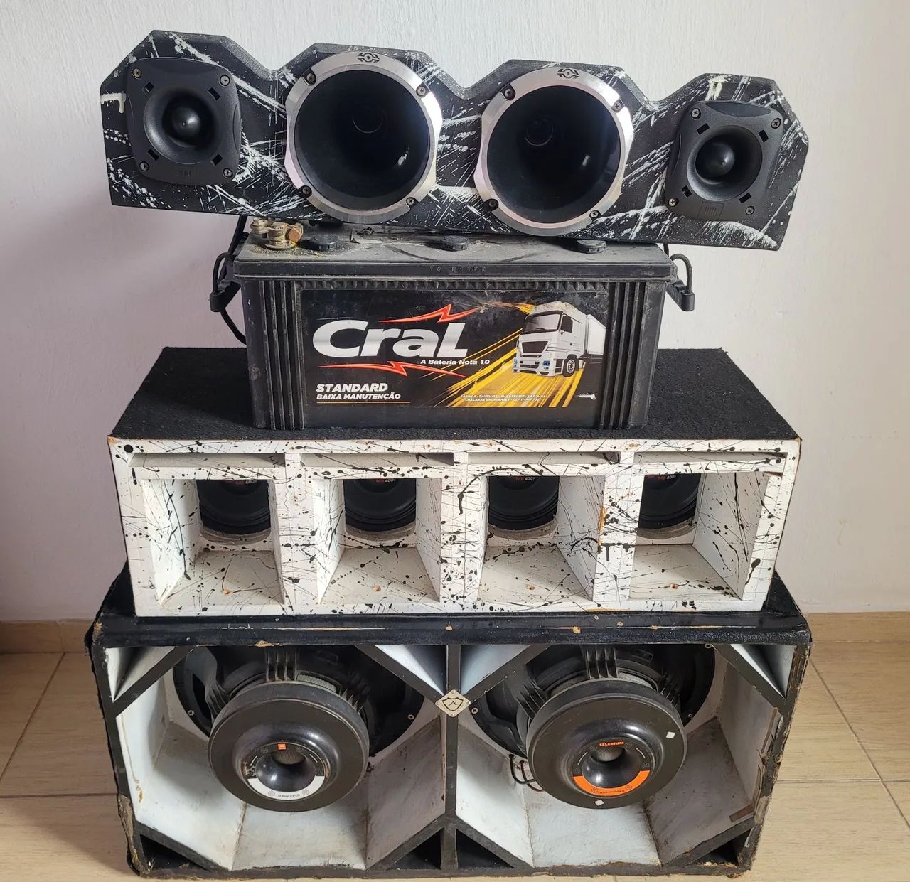 Vendo som automotivo aceito troca por carretinha - Aparelhos de