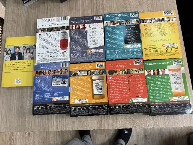 Box House M.D. Completo + Livro! - Foto 2