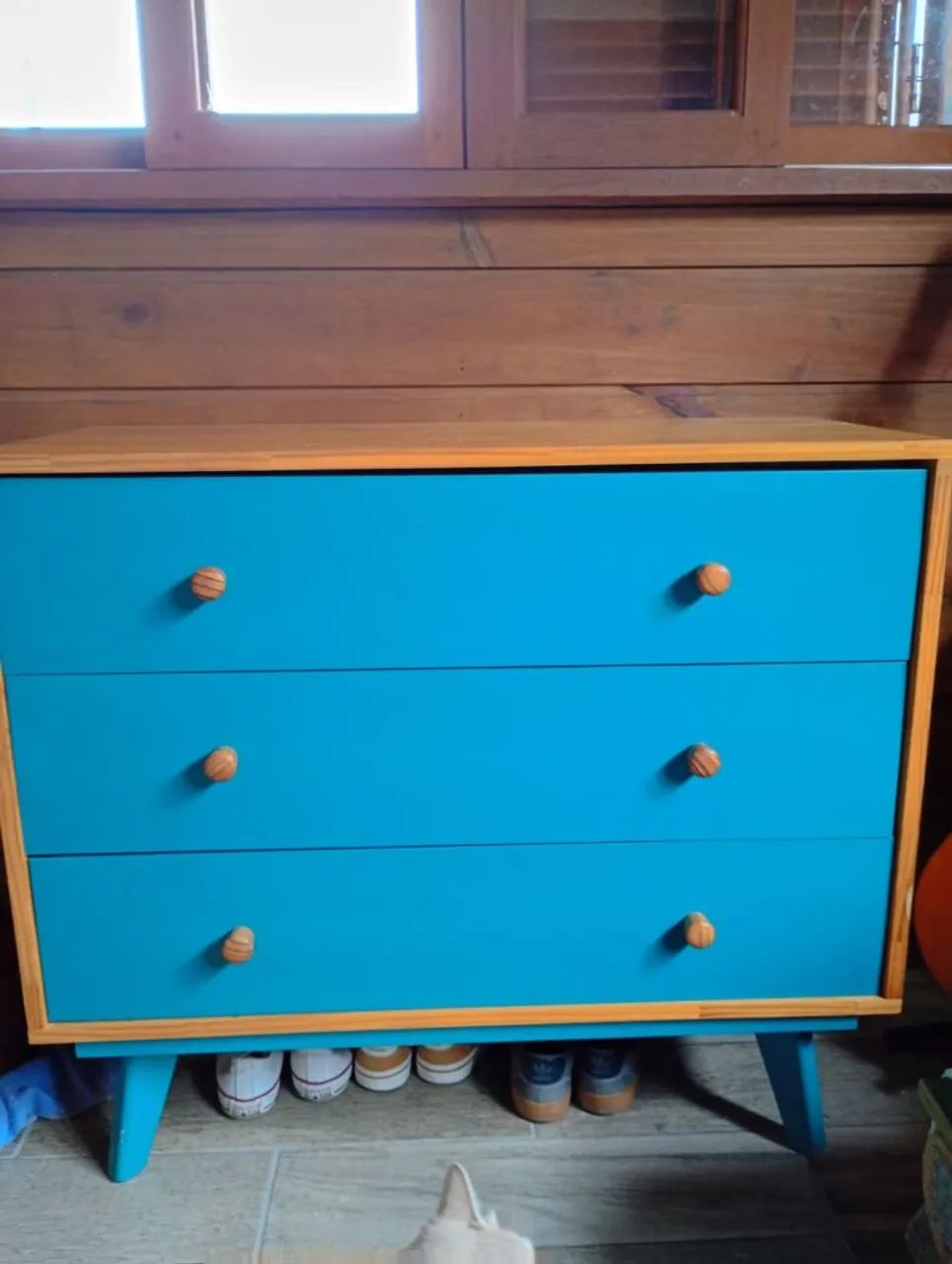 Cômoda azul