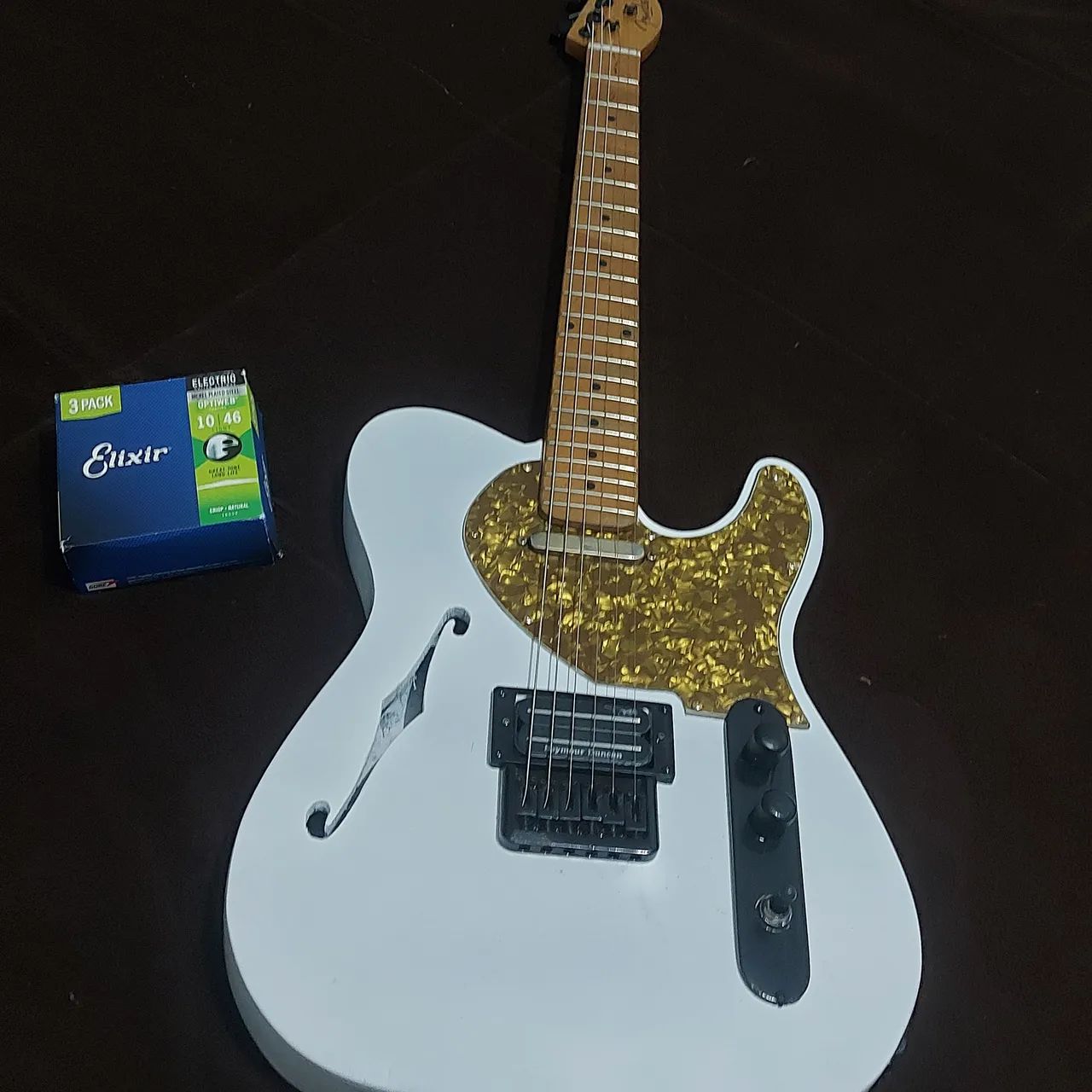 Guitarra Telecaster Thinline Custom 