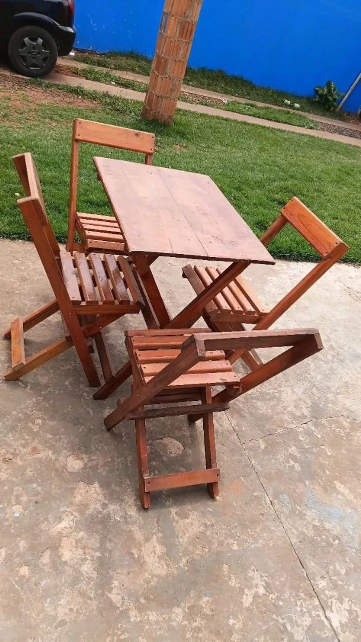 Mesa conjunto com 4 cadeiras  - Foto 2
