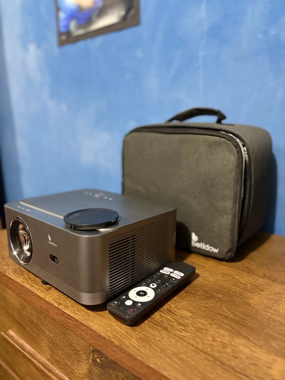 Projetor Bettdow Smart Full HD + Suporte | Completo e em Ótimo Estado - Foto 2