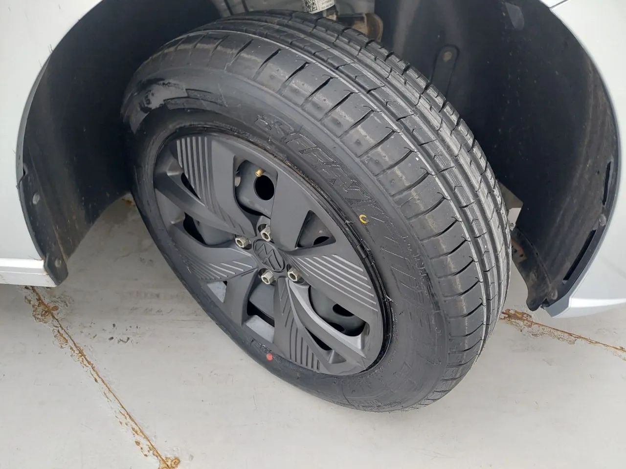 Volkswagen Polo Track 1.0 Flex 12V 5p, foto 13 de 18