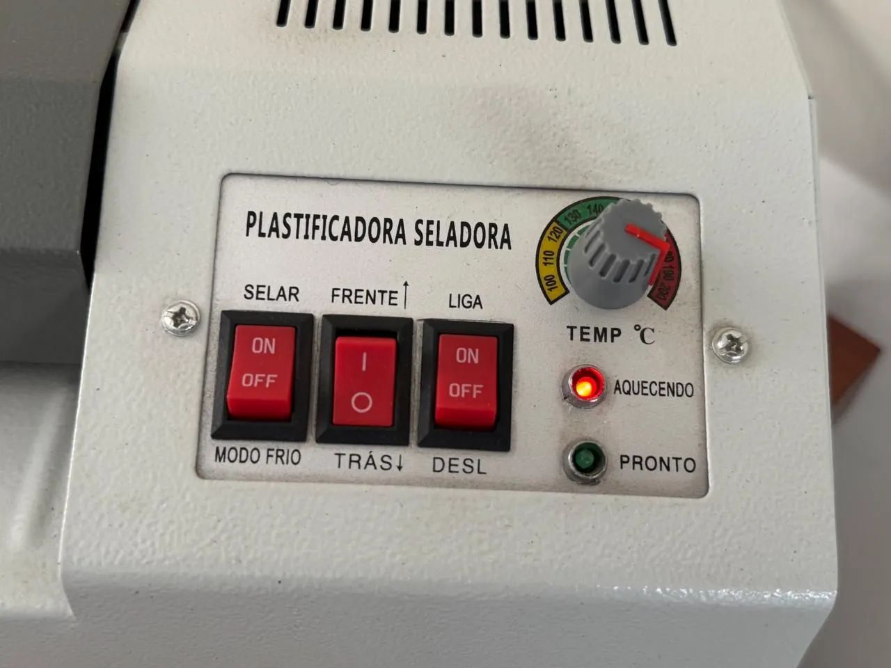 Plastificadora e poliseladora 